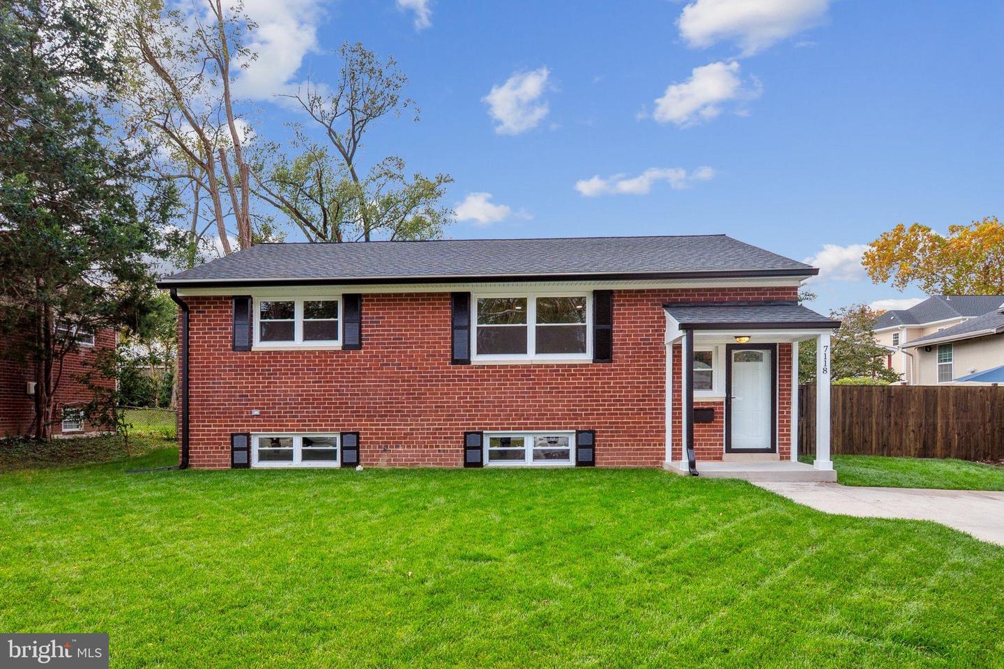 7118 KERR DR, SPRINGFIELD, Virginia 22150, 5 Bedrooms Bedrooms, 11 Rooms Rooms,2 BathroomsBathrooms,Residential,For sale,7118 KERR DR,VAFX2286828 MLS # VAFX2286828