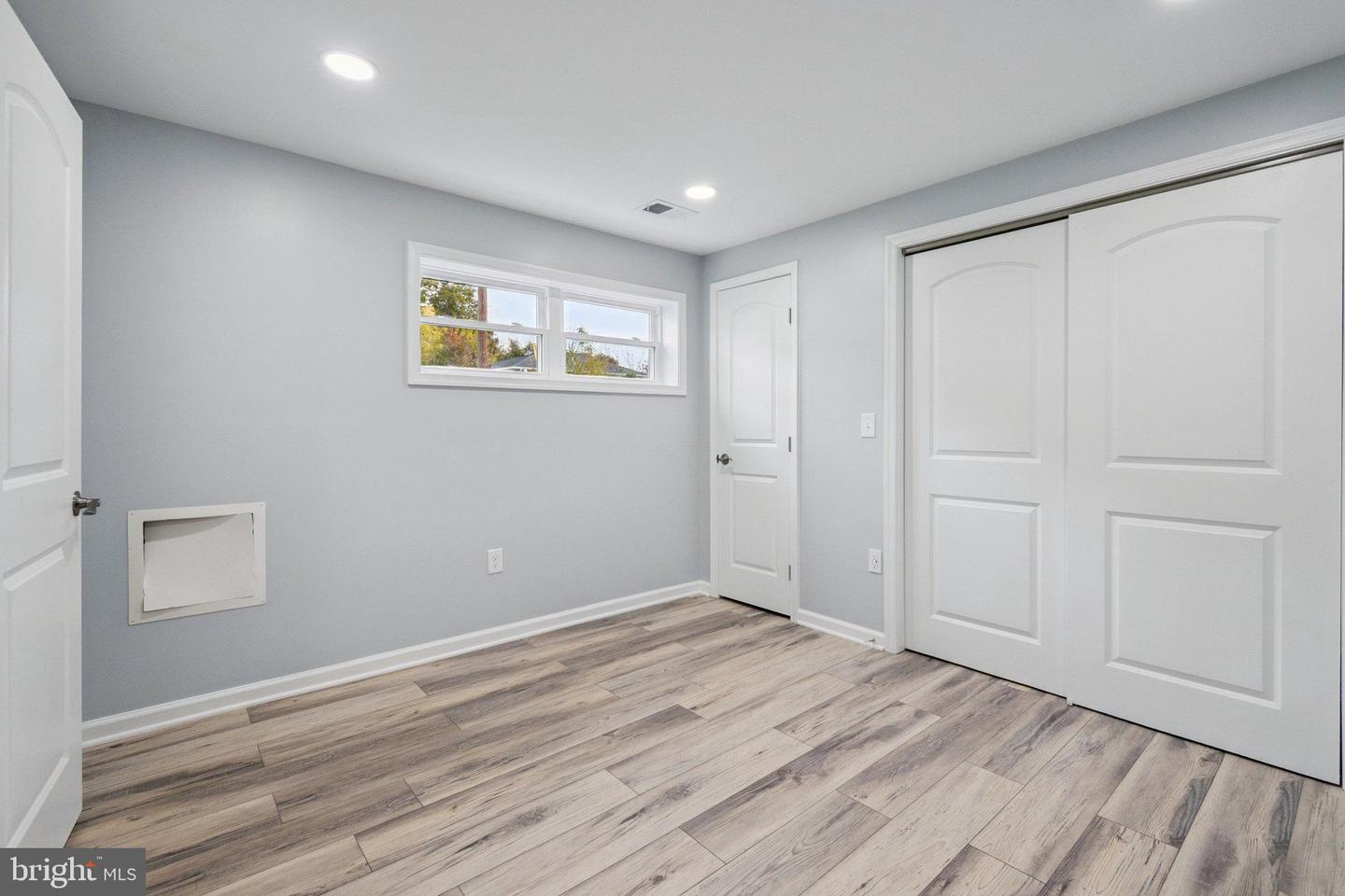 7118 KERR DR, SPRINGFIELD, Virginia 22150, 5 Bedrooms Bedrooms, 11 Rooms Rooms,2 BathroomsBathrooms,Residential,For sale,7118 KERR DR,VAFX2286828 MLS # VAFX2286828