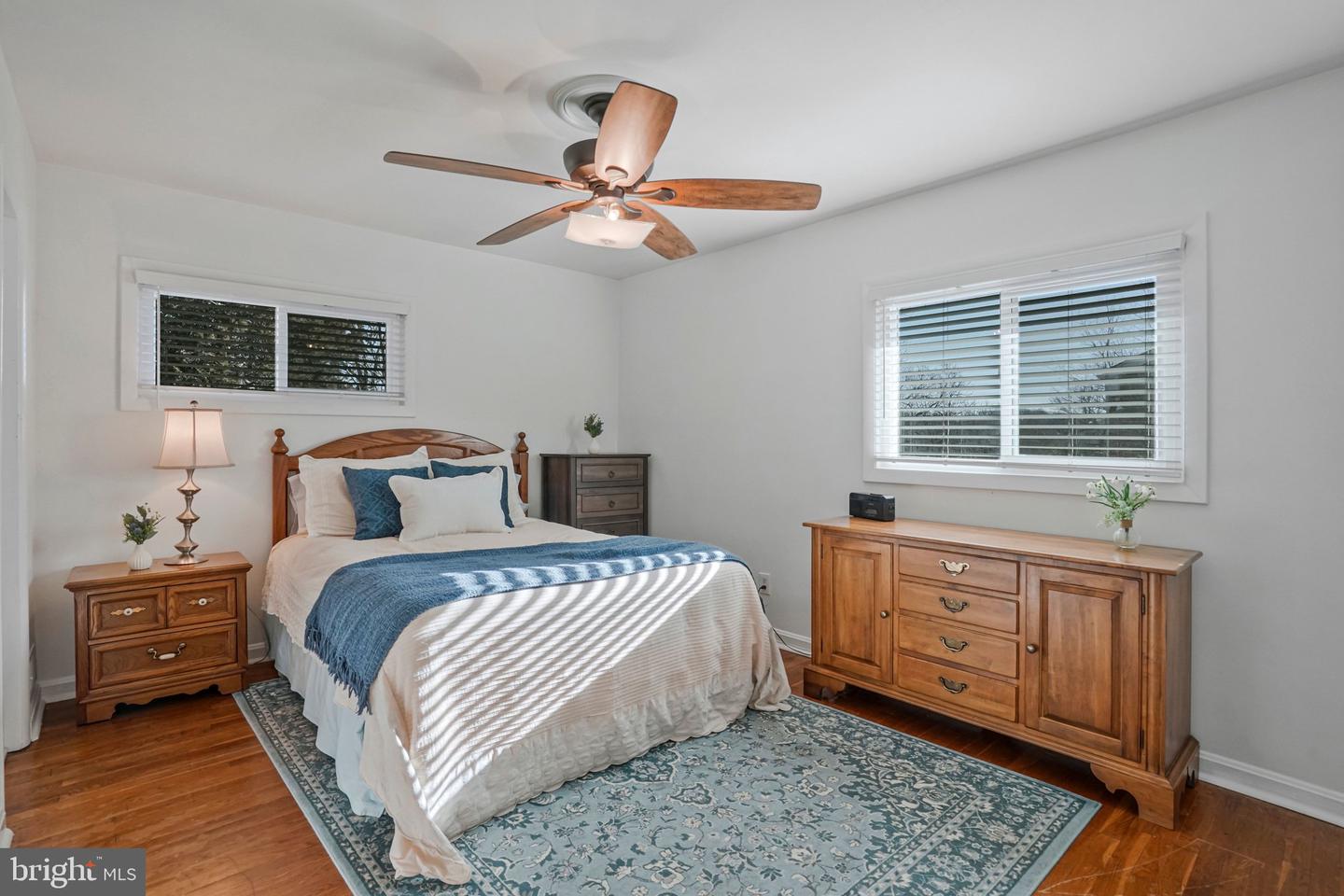 98 S IRIS ST S, ALEXANDRIA, Virginia 22304, 3 Bedrooms Bedrooms, ,2 BathroomsBathrooms,Residential,For sale,98 S IRIS ST S,VAAX2053416 MLS # VAAX2053416