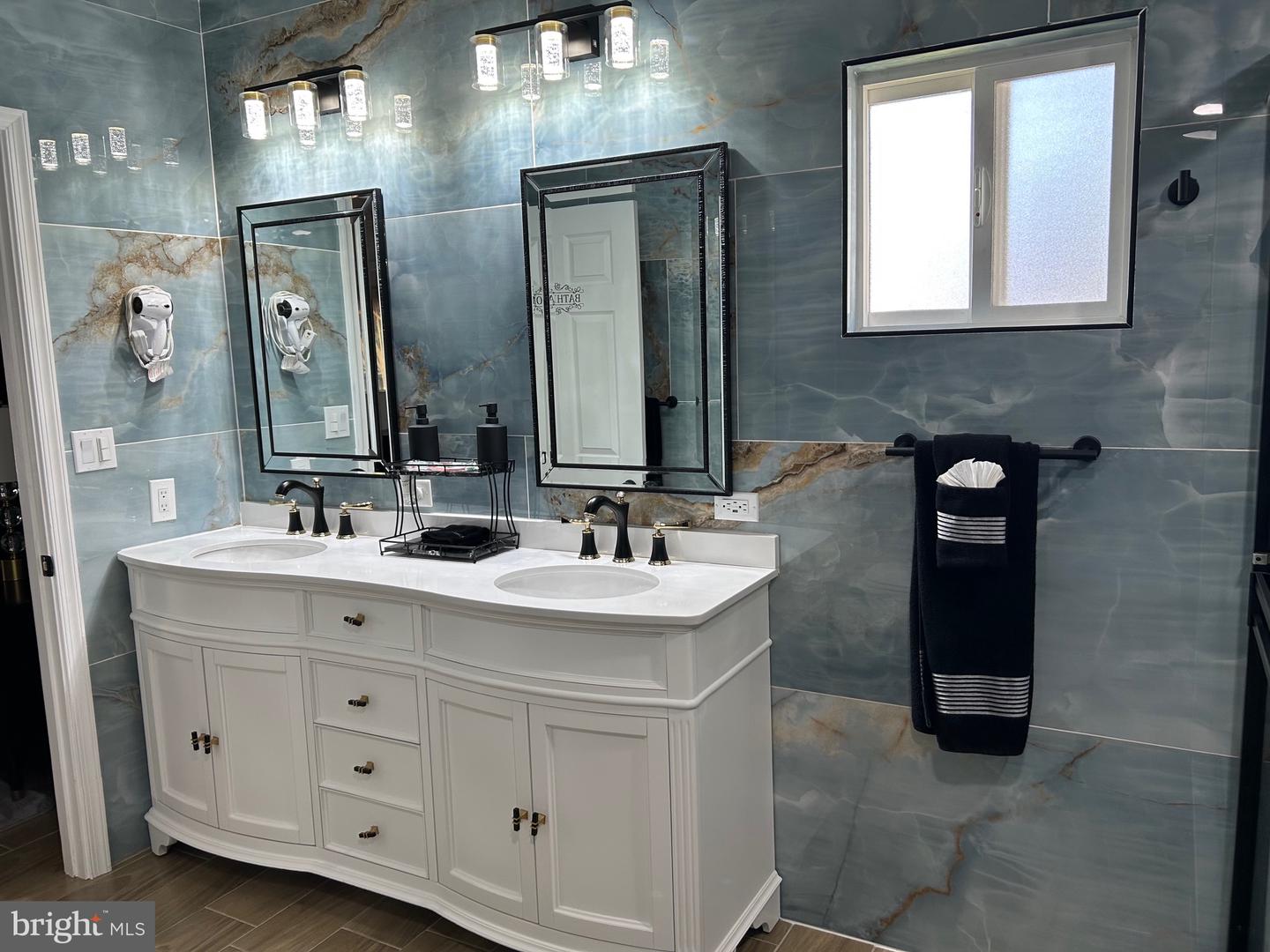 104 PRINCE CHARLES LN, DUMFRIES, Virginia 22026, 3 Bedrooms Bedrooms, ,2 BathroomsBathrooms,Residential,For sale,104 PRINCE CHARLES LN,VAPW2111008 MLS # VAPW2111008