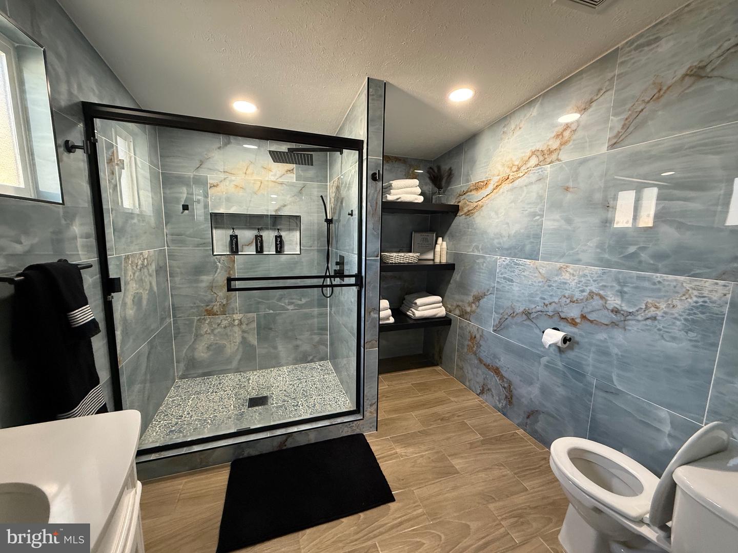 104 PRINCE CHARLES LN, DUMFRIES, Virginia 22026, 3 Bedrooms Bedrooms, ,2 BathroomsBathrooms,Residential,For sale,104 PRINCE CHARLES LN,VAPW2111008 MLS # VAPW2111008