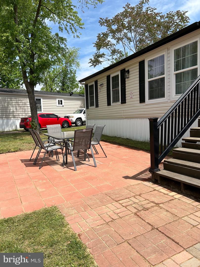 104 PRINCE CHARLES LN, DUMFRIES, Virginia 22026, 3 Bedrooms Bedrooms, ,2 BathroomsBathrooms,Residential,For sale,104 PRINCE CHARLES LN,VAPW2111008 MLS # VAPW2111008