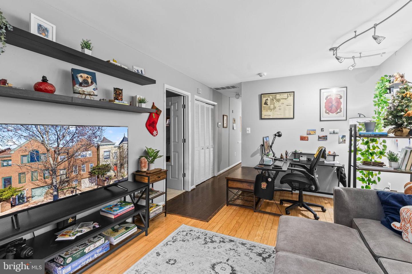 1729 NEWTON ST NW, WASHINGTON, District Of Columbia 20010, 4 Bedrooms Bedrooms, ,3 BathroomsBathrooms,Residential,For sale,1729 NEWTON ST NW,DCDC2242726 MLS # DCDC2242726