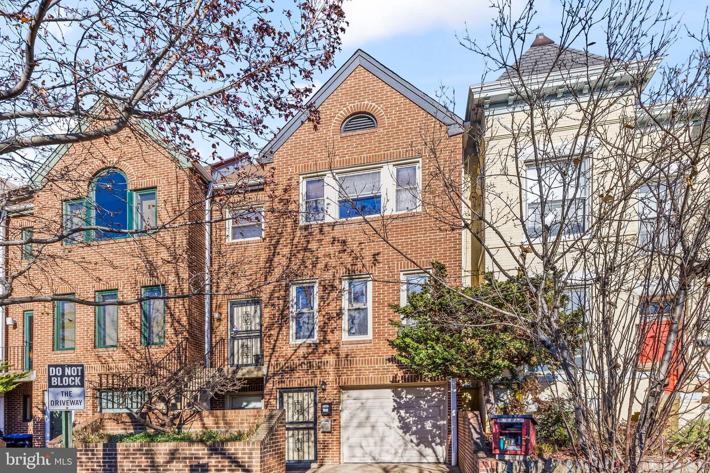 1729 NEWTON ST NW, WASHINGTON, District Of Columbia 20010, 4 Bedrooms Bedrooms, ,3 BathroomsBathrooms,Residential,For sale,1729 NEWTON ST NW,DCDC2242726 MLS # DCDC2242726