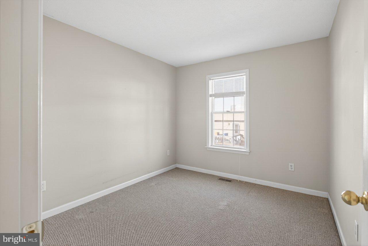 3313 IMPRESSIONS CT, ROCKINGHAM, Virginia 22801, 3 Bedrooms Bedrooms, ,2 BathroomsBathrooms,Residential,For sale,3313 IMPRESSIONS CT,VARO2002818 MLS # VARO2002818