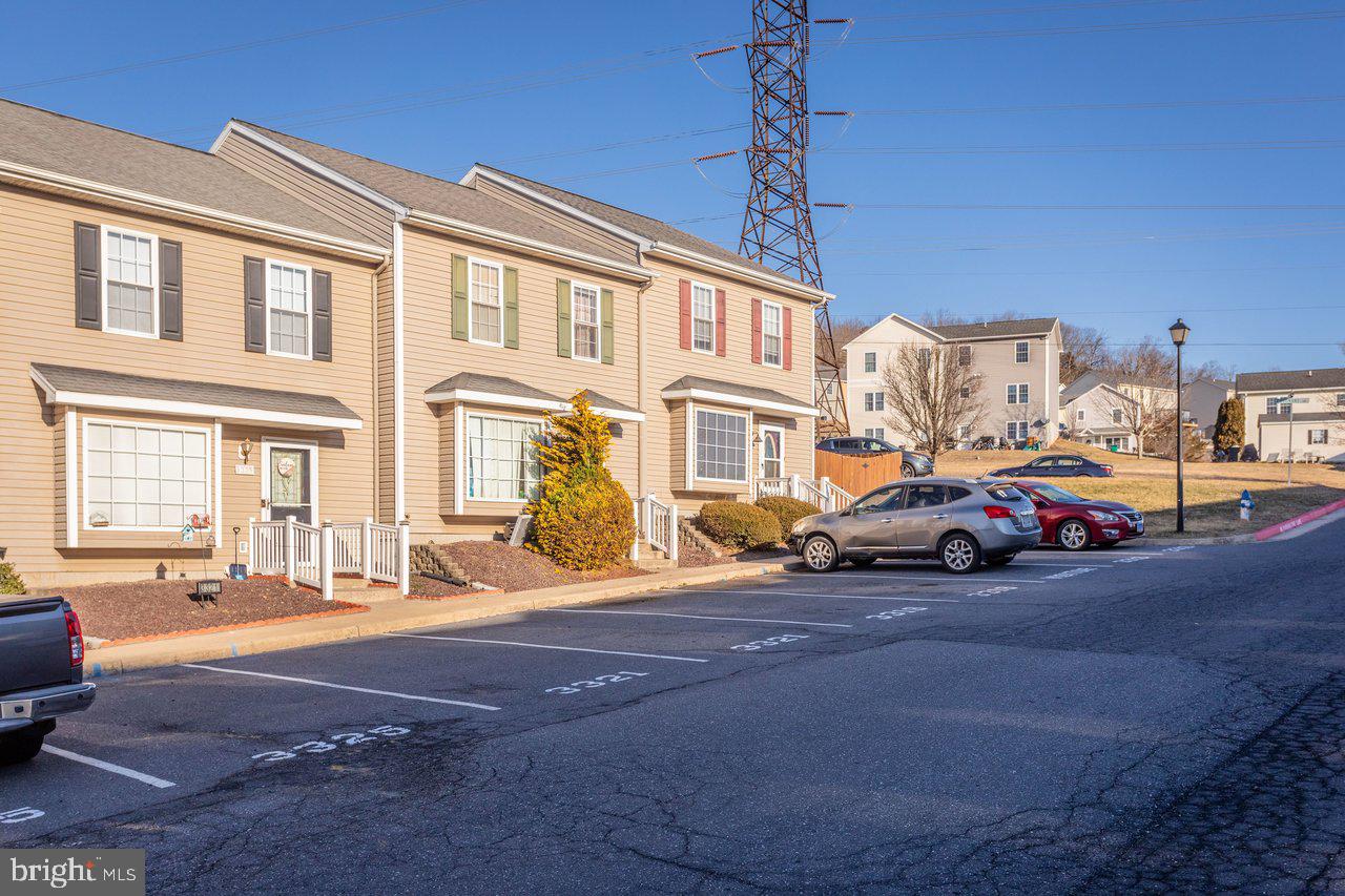 3313 IMPRESSIONS CT, ROCKINGHAM, Virginia 22801, 3 Bedrooms Bedrooms, ,2 BathroomsBathrooms,Residential,For sale,3313 IMPRESSIONS CT,VARO2002818 MLS # VARO2002818