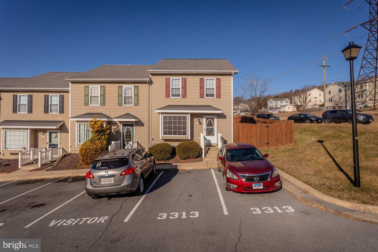 3313 IMPRESSIONS CT, ROCKINGHAM, Virginia 22801, 3 Bedrooms Bedrooms, ,2 BathroomsBathrooms,Residential,For sale,3313 IMPRESSIONS CT,VARO2002818 MLS # VARO2002818