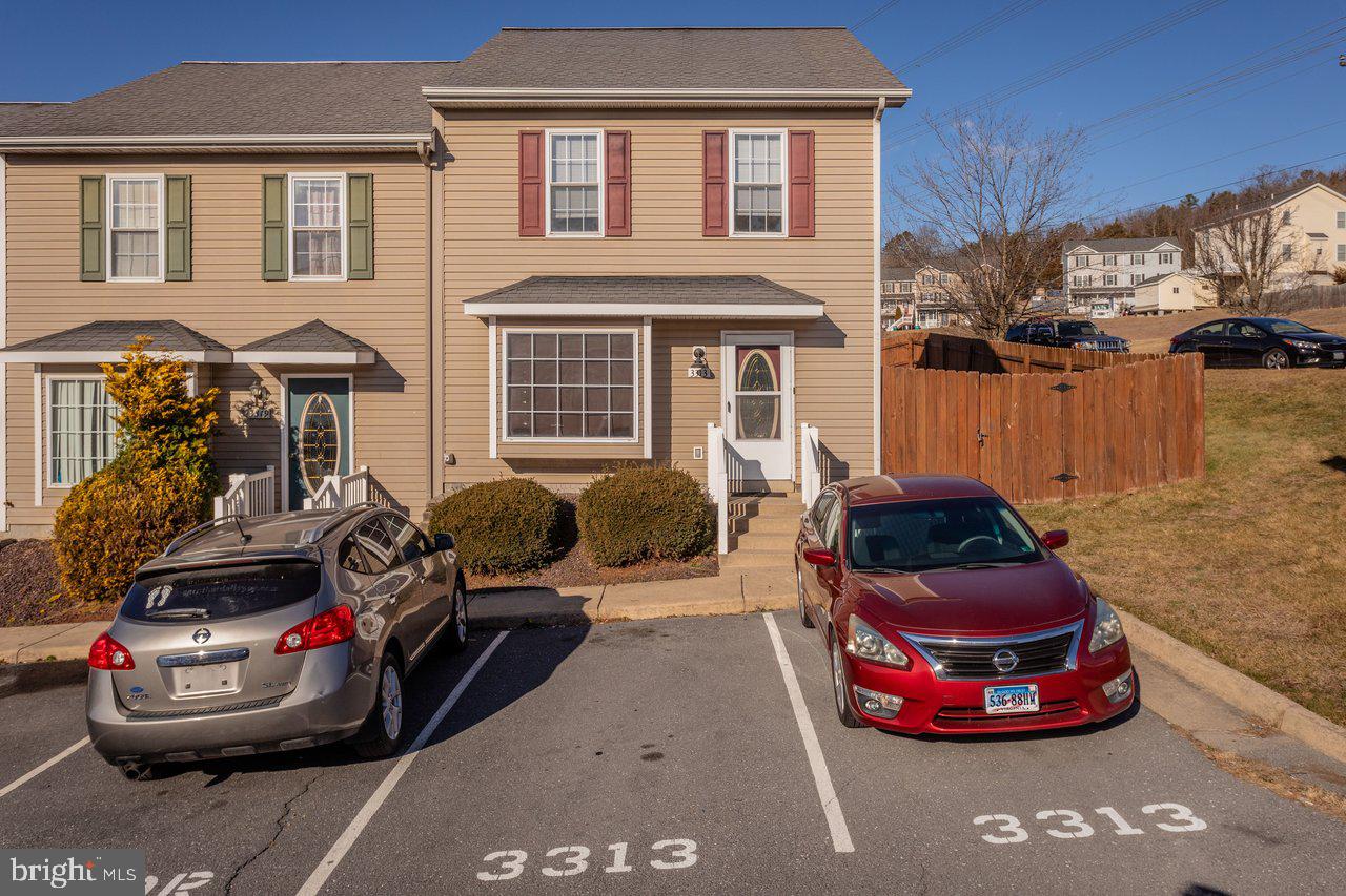 3313 IMPRESSIONS CT, ROCKINGHAM, Virginia 22801, 3 Bedrooms Bedrooms, ,2 BathroomsBathrooms,Residential,For sale,3313 IMPRESSIONS CT,VARO2002818 MLS # VARO2002818