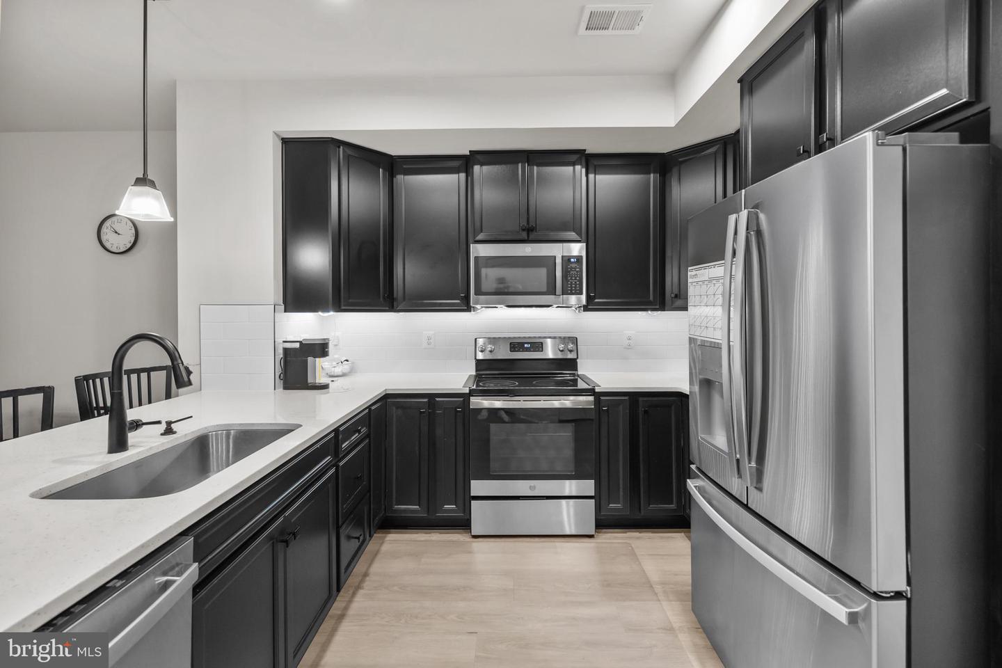 17379 HARRISON RIDGE DR, DUMFRIES, Virginia 22026, 3 Bedrooms Bedrooms, ,2 BathroomsBathrooms,Residential,For sale,17379 HARRISON RIDGE DR,VAPW2111012 MLS # VAPW2111012