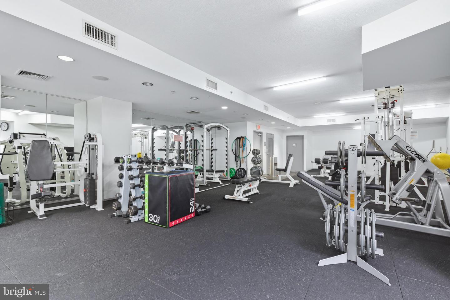 400 MASSACHUSETTS AVE NW #719, WASHINGTON, District Of Columbia 20001, 2 Bedrooms Bedrooms, ,2 BathroomsBathrooms,Residential,For sale,400 MASSACHUSETTS AVE NW #719,DCDC2242746 MLS # DCDC2242746