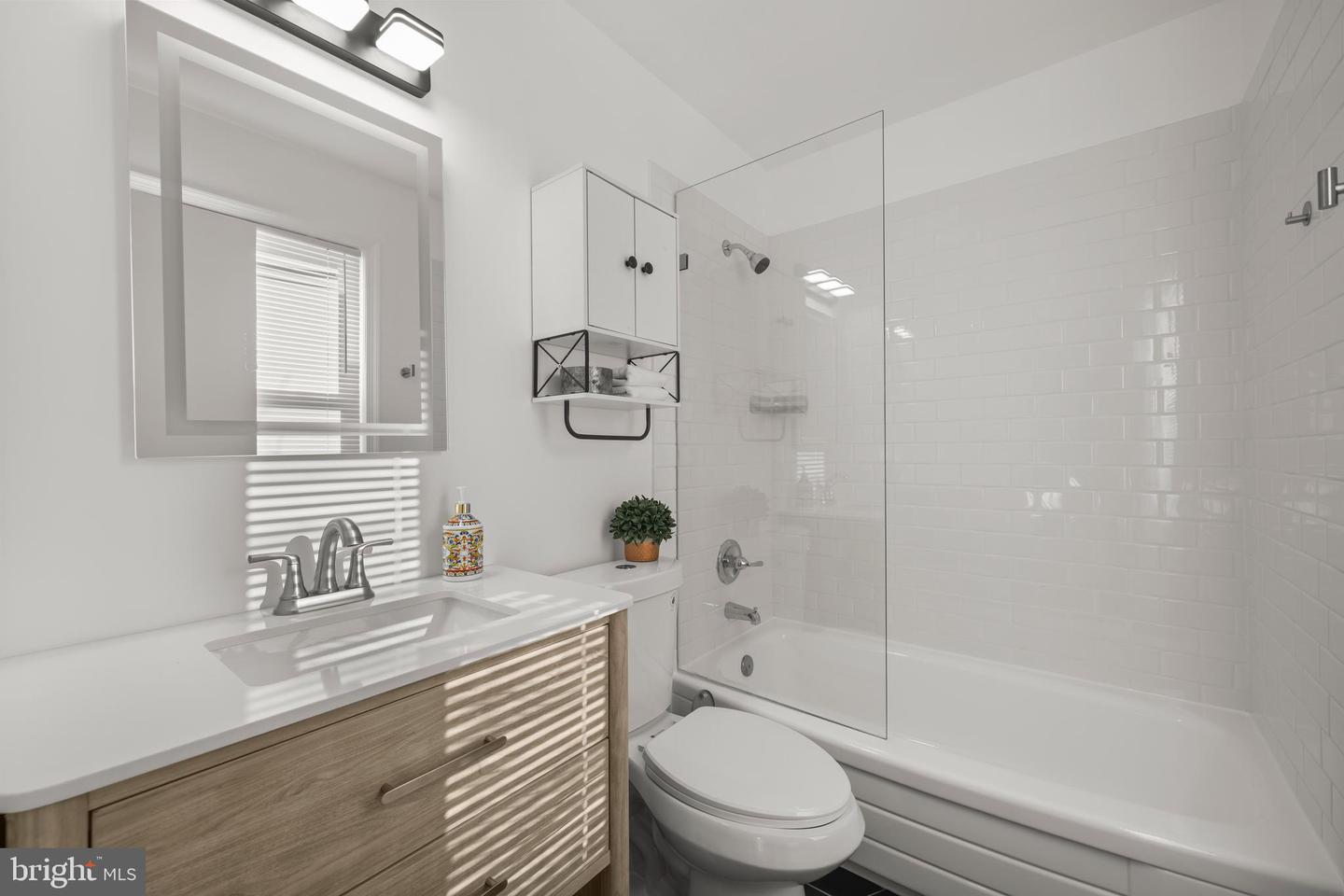 1650 LA SALLE AVE, MCLEAN, Virginia 22102, 5 Bedrooms Bedrooms, ,3 BathroomsBathrooms,Residential,For sale,1650 LA SALLE AVE,VAFX2286986 MLS # VAFX2286986