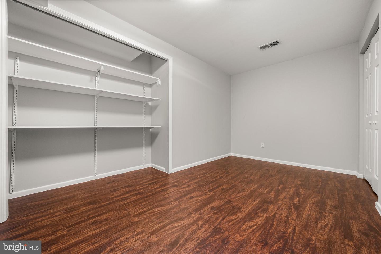 1650 LA SALLE AVE, MCLEAN, Virginia 22102, 5 Bedrooms Bedrooms, ,3 BathroomsBathrooms,Residential,For sale,1650 LA SALLE AVE,VAFX2286986 MLS # VAFX2286986