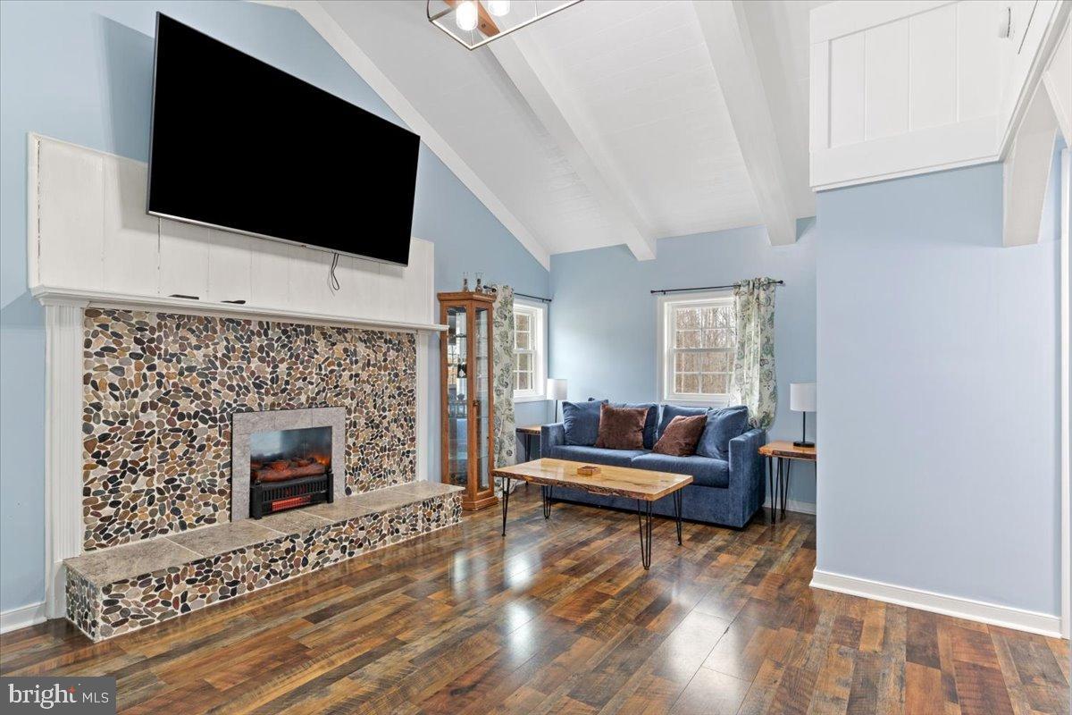 LOUISA, Virginia 23093, 3 Bedrooms Bedrooms, 5 Rooms Rooms,2 BathroomsBathrooms,Residential,For sale,VALA2009192 MLS # VALA2009192 LOUISA, Virginia 23093, 3 Bedrooms Bedrooms, 5 Rooms Rooms,2 BathroomsBathrooms,Residential,For sale,VALA2009192 MLS # VALA2009192