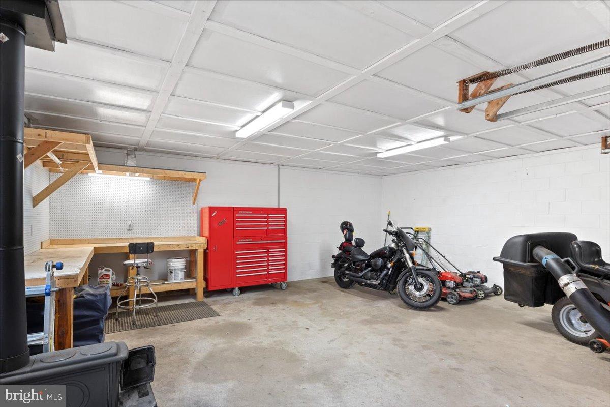 LOUISA, Virginia 23093, 3 Bedrooms Bedrooms, 5 Rooms Rooms,2 BathroomsBathrooms,Residential,For sale,VALA2009192 MLS # VALA2009192 LOUISA, Virginia 23093, 3 Bedrooms Bedrooms, 5 Rooms Rooms,2 BathroomsBathrooms,Residential,For sale,VALA2009192 MLS # VALA2009192