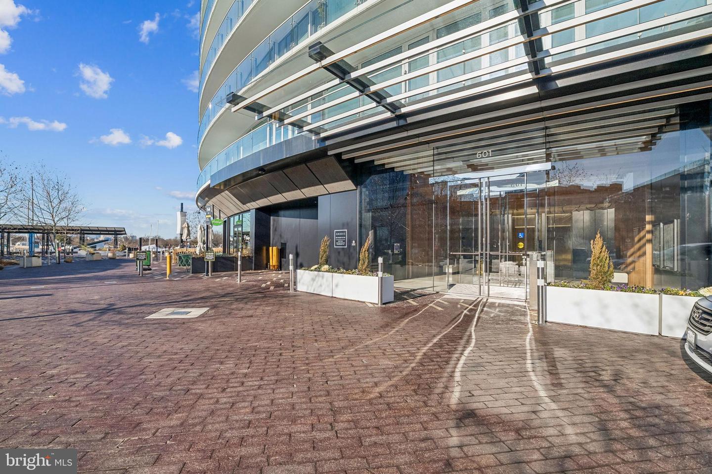 601 WHARF ST SW #504, WASHINGTON, District Of Columbia 20024, 2 Bedrooms Bedrooms, ,2 BathroomsBathrooms,Residential,For sale,601 WHARF ST SW #504,DCDC2242768 MLS # DCDC2242768