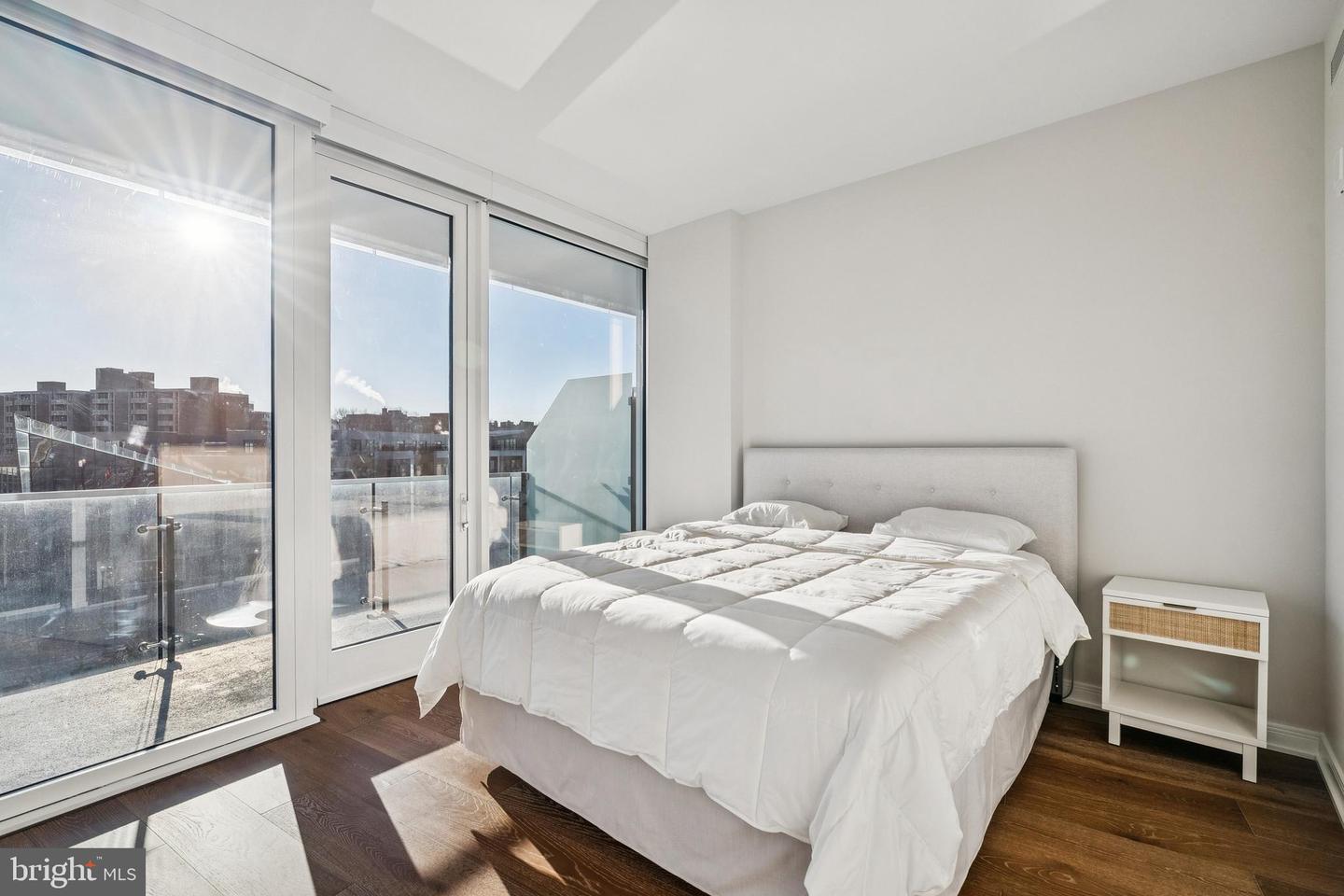 601 WHARF ST SW #504, WASHINGTON, District Of Columbia 20024, 2 Bedrooms Bedrooms, ,2 BathroomsBathrooms,Residential,For sale,601 WHARF ST SW #504,DCDC2242768 MLS # DCDC2242768