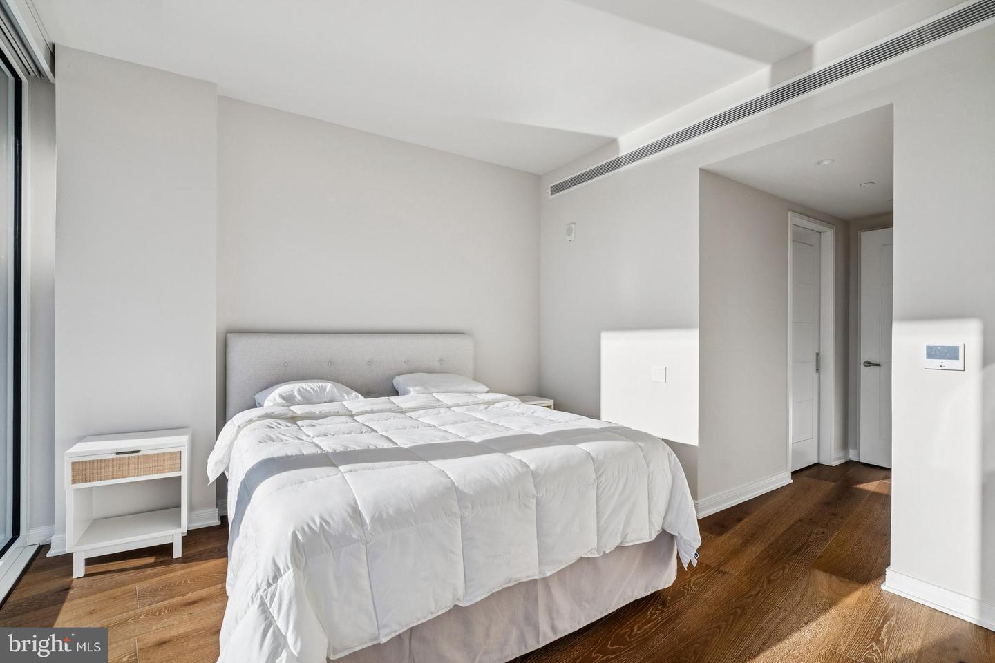 601 WHARF ST SW #504, WASHINGTON, District Of Columbia 20024, 2 Bedrooms Bedrooms, ,2 BathroomsBathrooms,Residential,For sale,601 WHARF ST SW #504,DCDC2242768 MLS # DCDC2242768