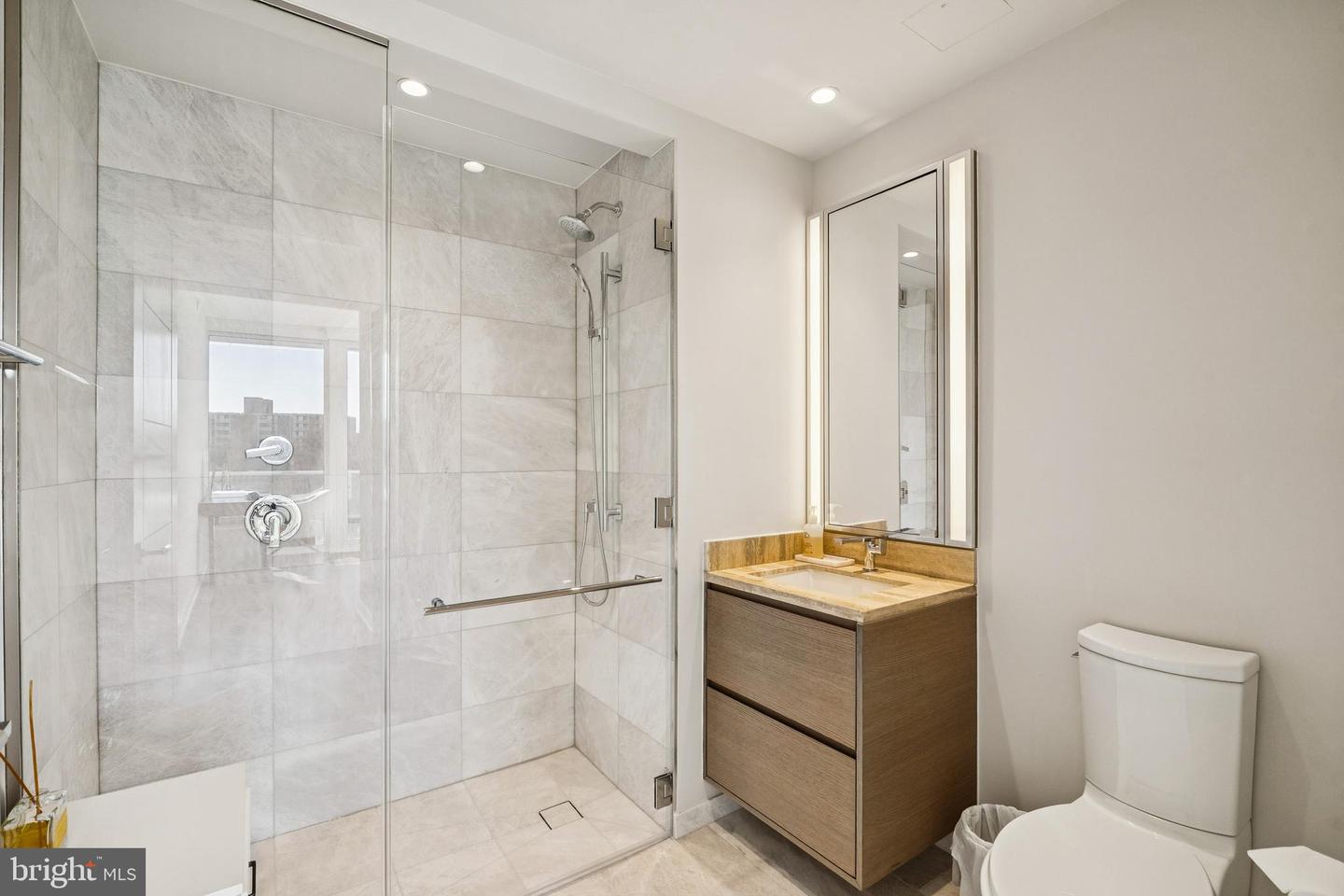 601 WHARF ST SW #504, WASHINGTON, District Of Columbia 20024, 2 Bedrooms Bedrooms, ,2 BathroomsBathrooms,Residential,For sale,601 WHARF ST SW #504,DCDC2242768 MLS # DCDC2242768