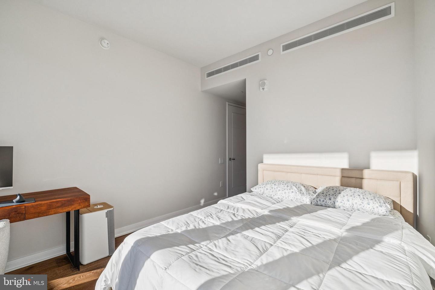 601 WHARF ST SW #504, WASHINGTON, District Of Columbia 20024, 2 Bedrooms Bedrooms, ,2 BathroomsBathrooms,Residential,For sale,601 WHARF ST SW #504,DCDC2242768 MLS # DCDC2242768