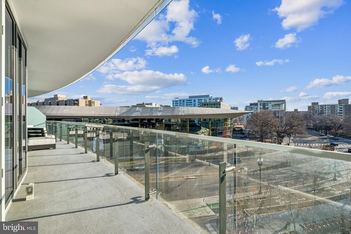 601 WHARF ST SW #504, WASHINGTON, District Of Columbia 20024, 2 Bedrooms Bedrooms, ,2 BathroomsBathrooms,Residential,For sale,601 WHARF ST SW #504,DCDC2242768 MLS # DCDC2242768