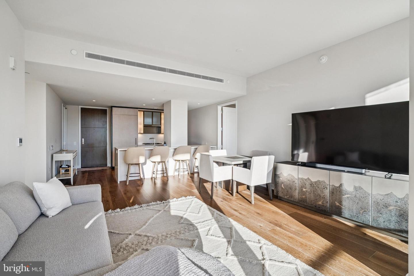 601 WHARF ST SW #504, WASHINGTON, District Of Columbia 20024, 2 Bedrooms Bedrooms, ,2 BathroomsBathrooms,Residential,For sale,601 WHARF ST SW #504,DCDC2242768 MLS # DCDC2242768