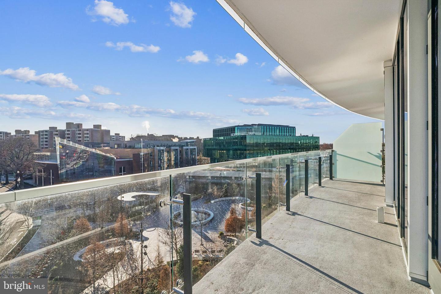 601 WHARF ST SW #504, WASHINGTON, District Of Columbia 20024, 2 Bedrooms Bedrooms, ,2 BathroomsBathrooms,Residential,For sale,601 WHARF ST SW #504,DCDC2242768 MLS # DCDC2242768