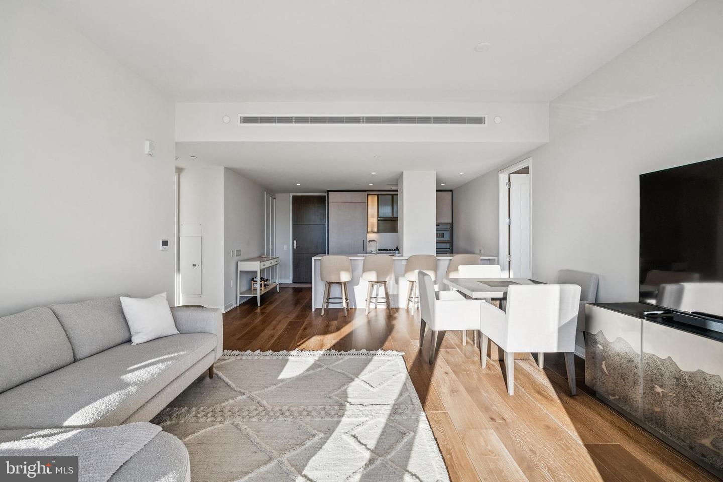 601 WHARF ST SW #504, WASHINGTON, District Of Columbia 20024, 2 Bedrooms Bedrooms, ,2 BathroomsBathrooms,Residential,For sale,601 WHARF ST SW #504,DCDC2242768 MLS # DCDC2242768