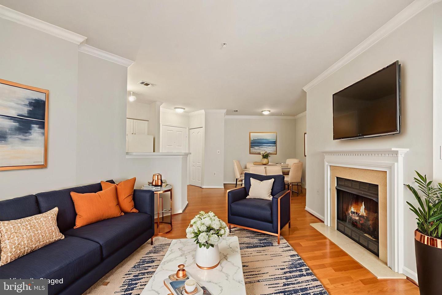 12913 ALTON SQ #210, HERNDON, Virginia 20170, 2 Bedrooms Bedrooms, ,2 BathroomsBathrooms,Residential,For sale,12913 ALTON SQ #210,VAFX2287028 MLS # VAFX2287028