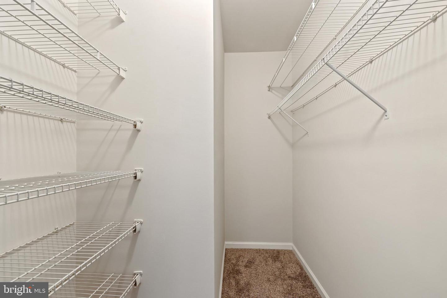 12913 ALTON SQ #210, HERNDON, Virginia 20170, 2 Bedrooms Bedrooms, ,2 BathroomsBathrooms,Residential,For sale,12913 ALTON SQ #210,VAFX2287028 MLS # VAFX2287028