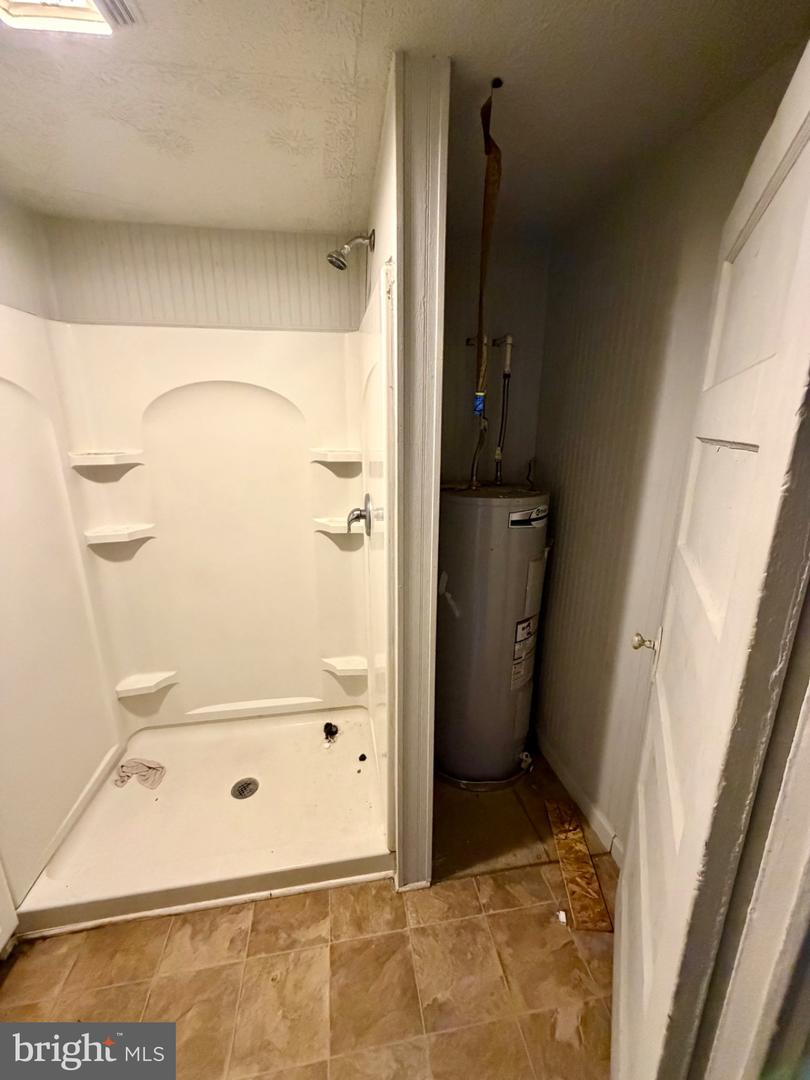 528 FREMONT ST, WINCHESTER, Virginia 22601, 1 Bedroom Bedrooms, 4 Rooms Rooms,1 BathroomBathrooms,Residential,For sale,528 FREMONT ST,VAWI2009822 MLS # VAWI2009822