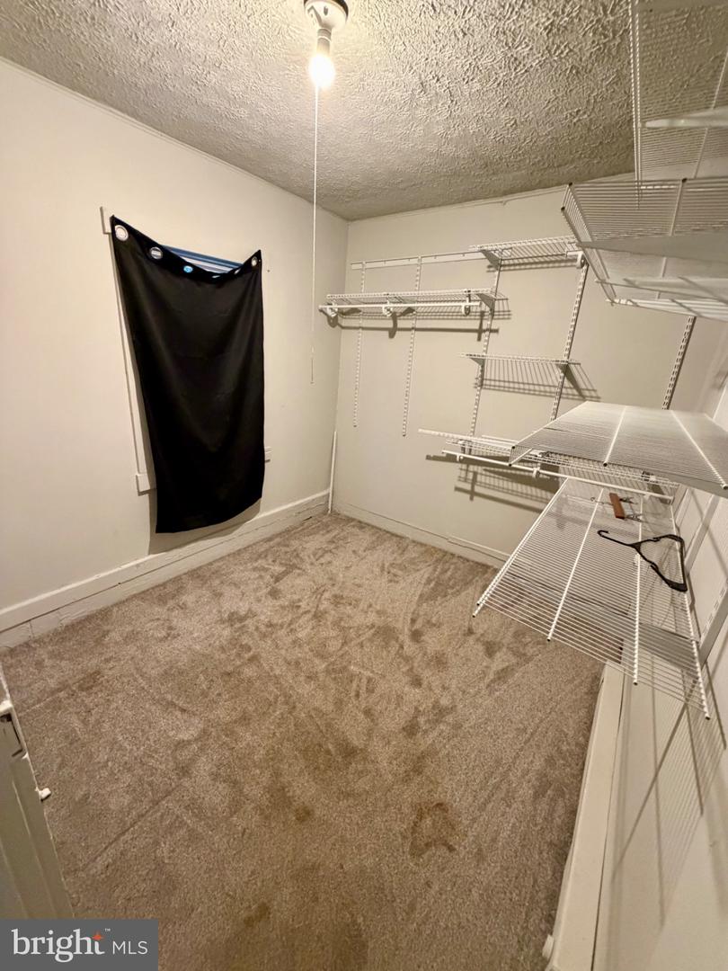 528 FREMONT ST, WINCHESTER, Virginia 22601, 1 Bedroom Bedrooms, 4 Rooms Rooms,1 BathroomBathrooms,Residential,For sale,528 FREMONT ST,VAWI2009822 MLS # VAWI2009822