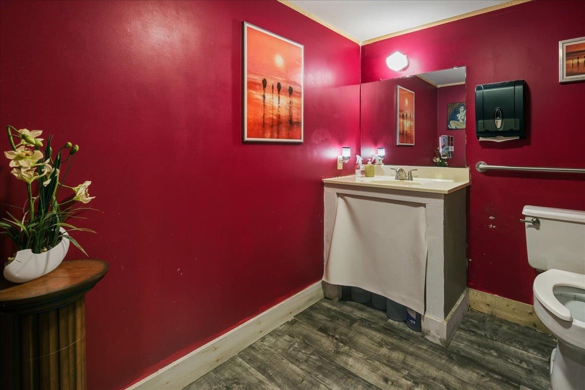 1215 GREENVILLE AVE, STAUNTON, Virginia 24401, ,Commercial,1215 GREENVILLE AVE,672714 MLS # 672714