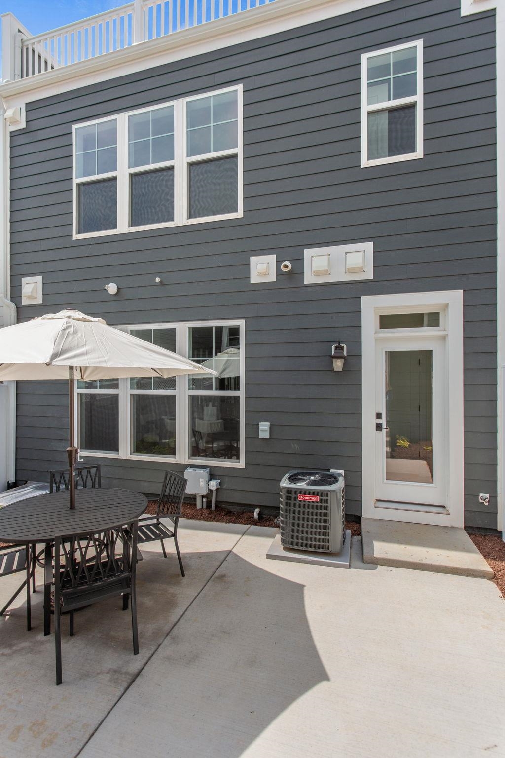 3221 PRESTON SHORE DR, ROCKINGHAM, Virginia 22801, 3 Bedrooms Bedrooms, ,3 BathroomsBathrooms,Residential,Park Place Townhome - Preston Lake Neighborhood,3221 PRESTON SHORE DR,672712 MLS # 672712