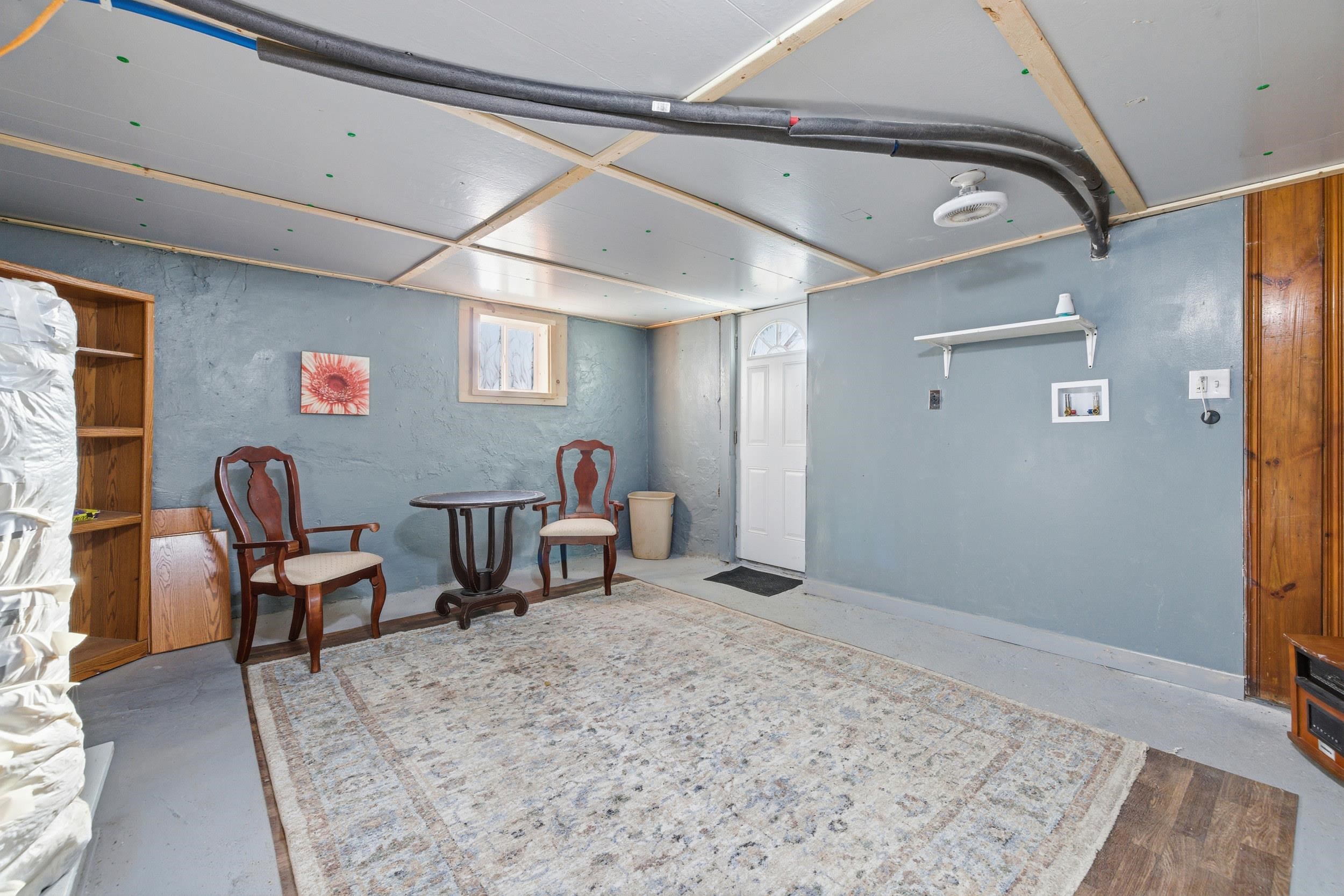 606 WINTHROP ST, STAUNTON, Virginia 24401, 3 Bedrooms Bedrooms, ,1 BathroomBathrooms,Residential,606 WINTHROP ST,672719 MLS # 672719