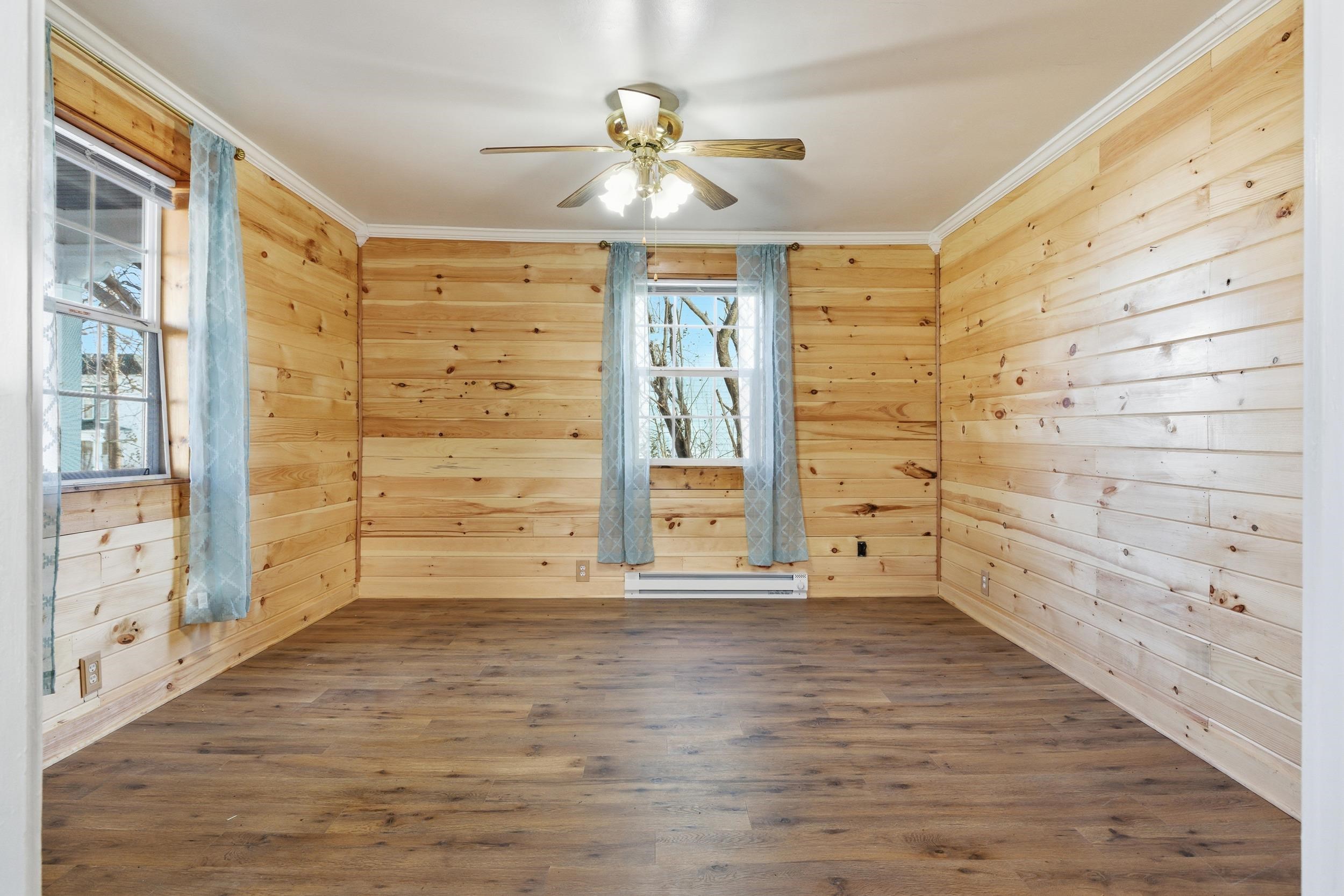 606 WINTHROP ST, STAUNTON, Virginia 24401, 3 Bedrooms Bedrooms, ,1 BathroomBathrooms,Residential,606 WINTHROP ST,672719 MLS # 672719