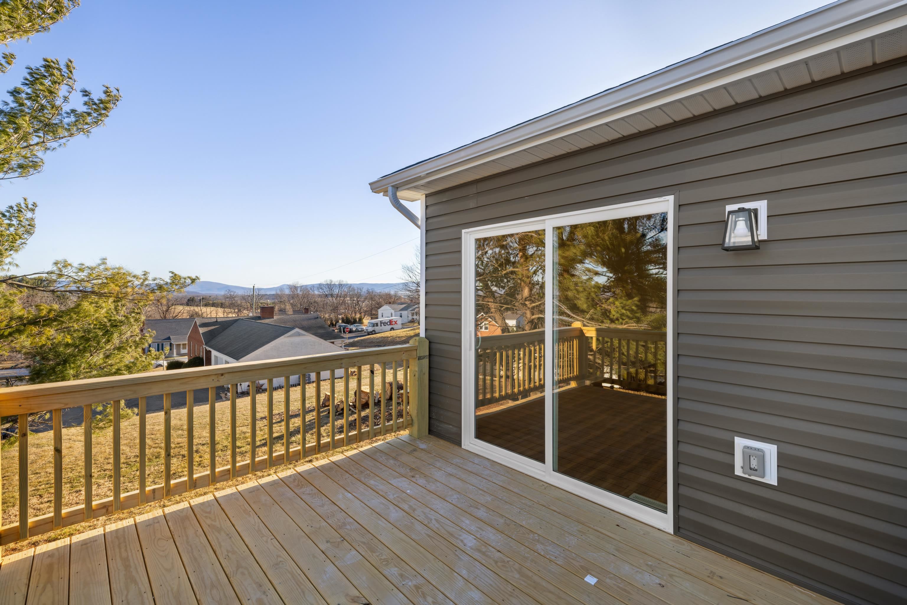 14 GRAND VIEW, STAUNTON, Virginia 24401, 3 Bedrooms Bedrooms, ,2 BathroomsBathrooms,Residential,14 GRAND VIEW,672722 MLS # 672722