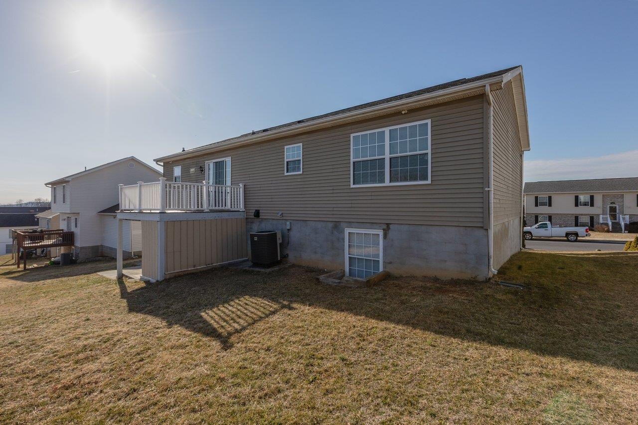 130 CLARA CT, HARRISONBURG, Virginia 22802, 5 Bedrooms Bedrooms, ,3 BathroomsBathrooms,Residential,130 CLARA CT,672723 MLS # 672723 130 CLARA CT, HARRISONBURG, Virginia 22802, 5 Bedrooms Bedrooms, ,3 BathroomsBathrooms,Residential,130 CLARA CT,672723 MLS # 672723