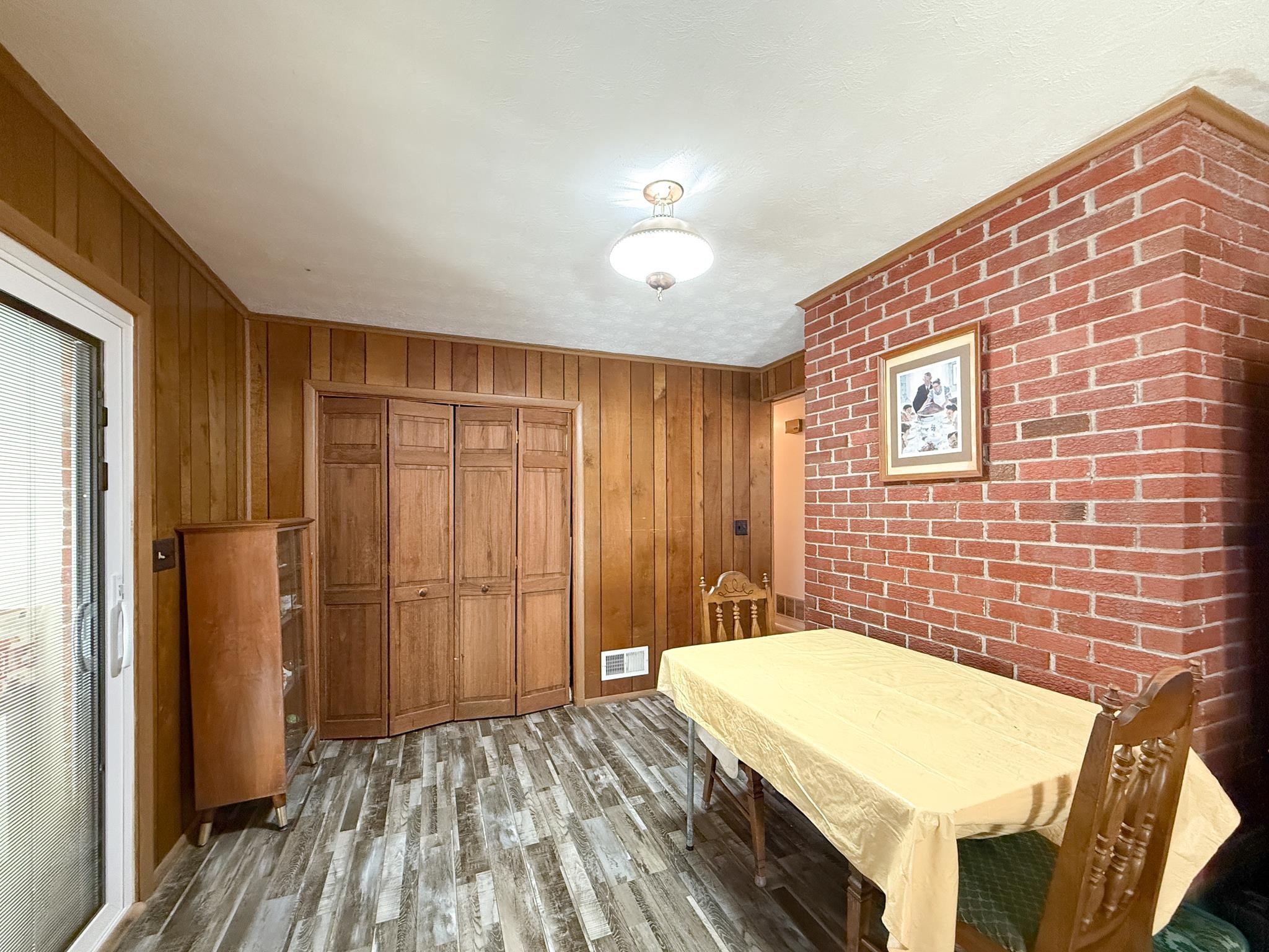 10444 MCGAHEYSVILLE RD, MCGAHEYSVILLE, Virginia 22840, 3 Bedrooms Bedrooms, ,2 BathroomsBathrooms,Residential,10444 MCGAHEYSVILLE RD,672735 MLS # 672735