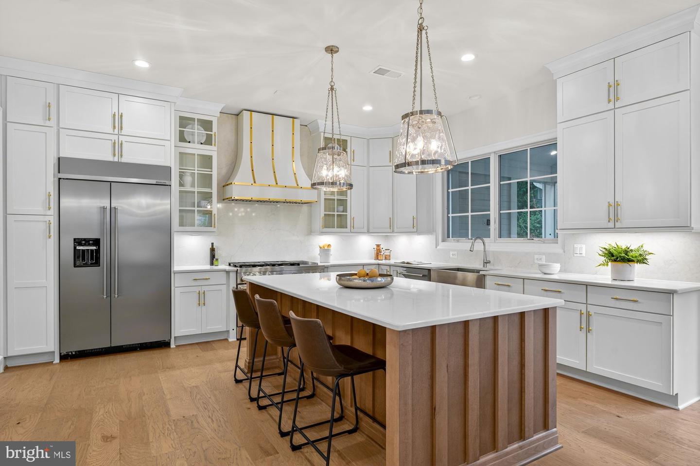 309 PARK ST NE, VIENNA, Virginia 22180, 6 Bedrooms Bedrooms, ,6 BathroomsBathrooms,Residential,For sale,309 PARK ST NE,VAFX2234706 MLS # VAFX2234706