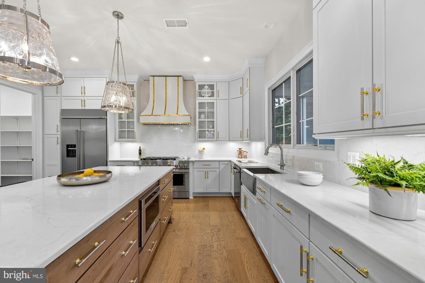 309 PARK ST NE, VIENNA, Virginia 22180, 6 Bedrooms Bedrooms, ,6 BathroomsBathrooms,Residential,For sale,309 PARK ST NE,VAFX2234706 MLS # VAFX2234706