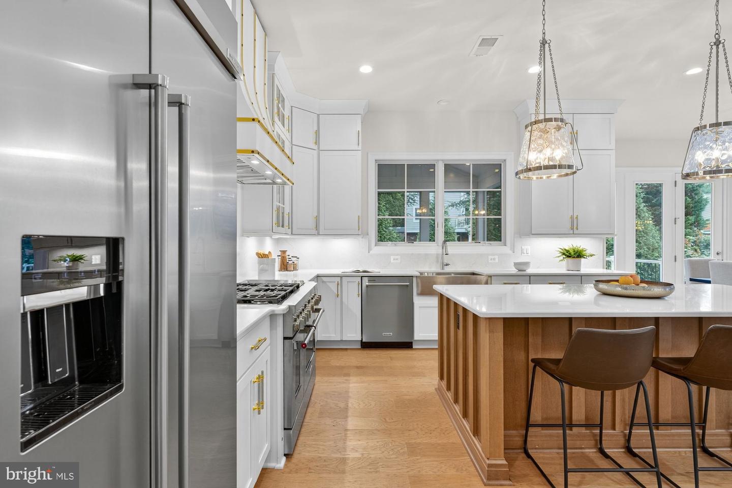 309 PARK ST NE, VIENNA, Virginia 22180, 6 Bedrooms Bedrooms, ,6 BathroomsBathrooms,Residential,For sale,309 PARK ST NE,VAFX2234706 MLS # VAFX2234706