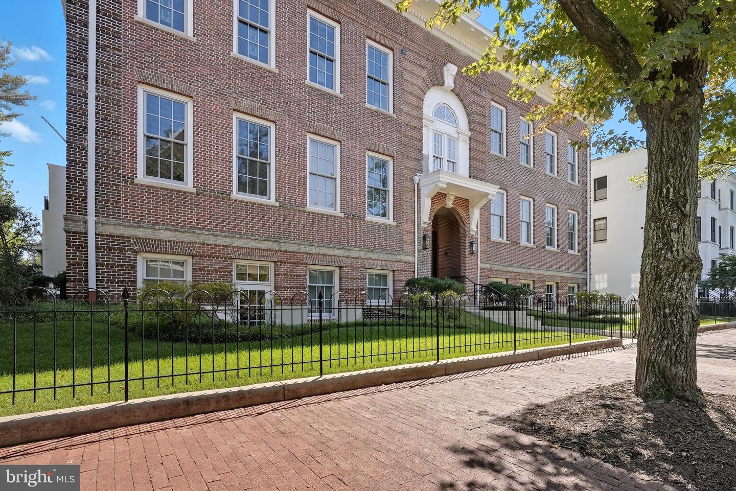 901 D ST NE #207, WASHINGTON, District Of Columbia 20002, 2 Bedrooms Bedrooms, ,2 BathroomsBathrooms,Residential,For sale,901 D ST NE #207,DCDC2223862 MLS # DCDC2223862