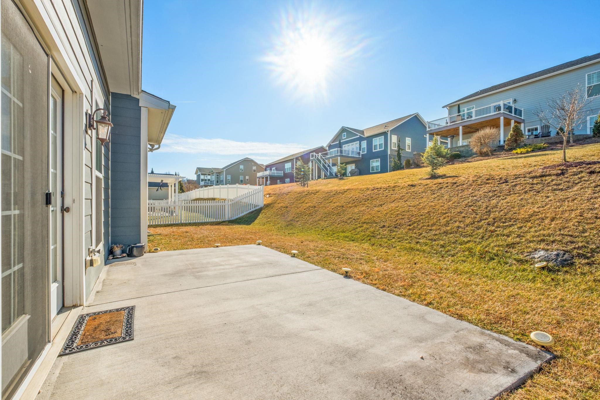 3144 PRESTON LAKE BLVD, ROCKINGHAM, Virginia 22801, 3 Bedrooms Bedrooms, ,3 BathroomsBathrooms,Residential,3144 PRESTON LAKE BLVD,672739 MLS # 672739