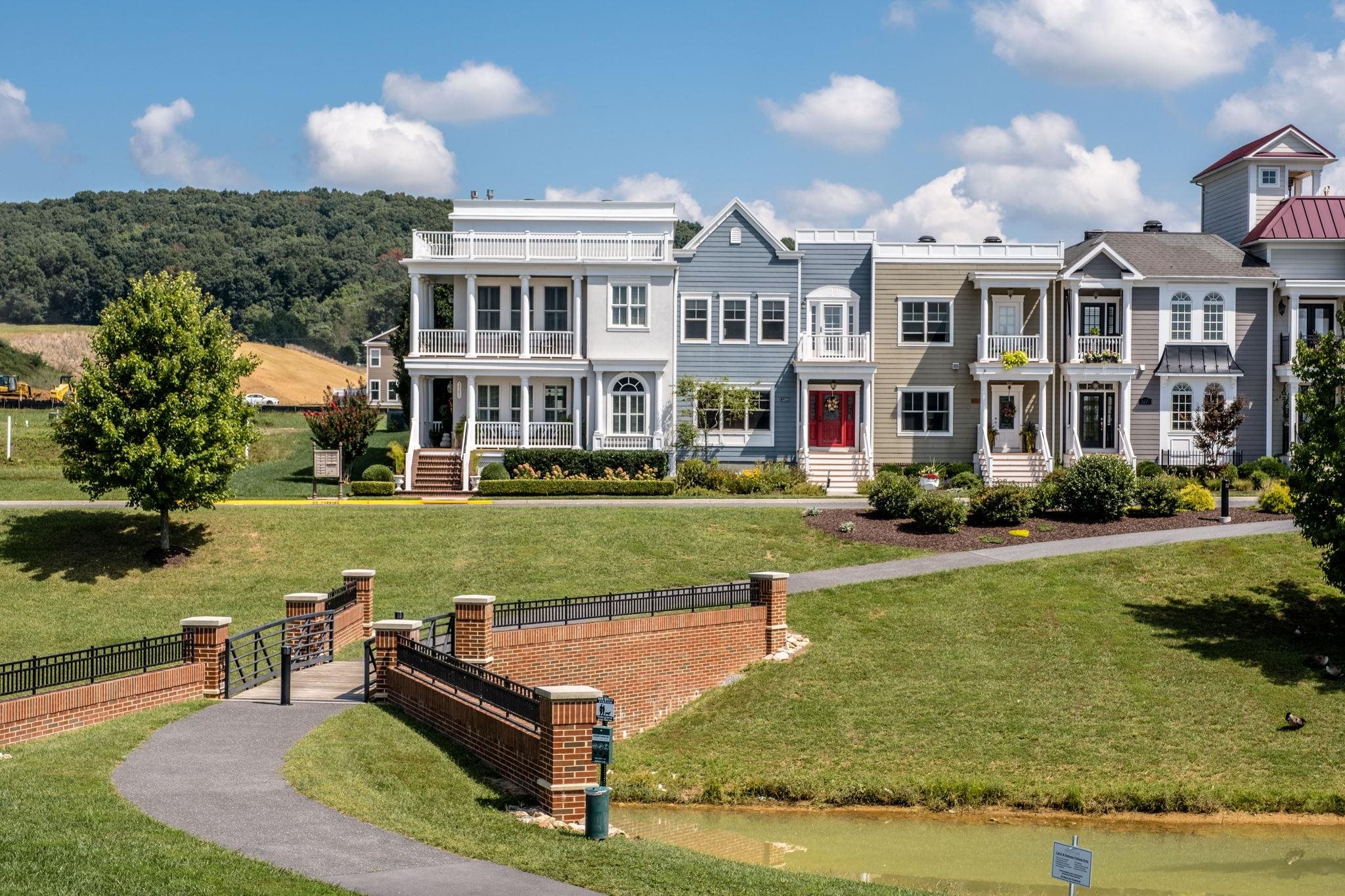 3144 PRESTON LAKE BLVD, ROCKINGHAM, Virginia 22801, 3 Bedrooms Bedrooms, ,3 BathroomsBathrooms,Residential,3144 PRESTON LAKE BLVD,672739 MLS # 672739