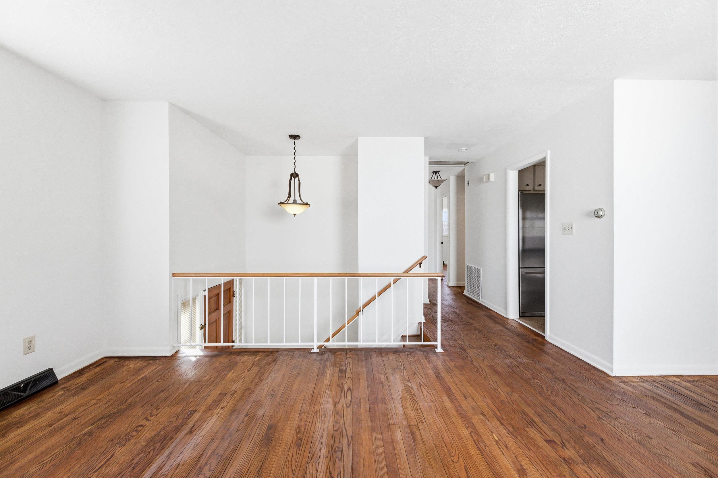 801 GRAYSON AVE, WAYNESBORO, Virginia 22980, 3 Bedrooms Bedrooms, ,2 BathroomsBathrooms,Residential,801 Grayson Ave, Waynesboro VA, 22980,801 GRAYSON AVE,672742 MLS # 672742