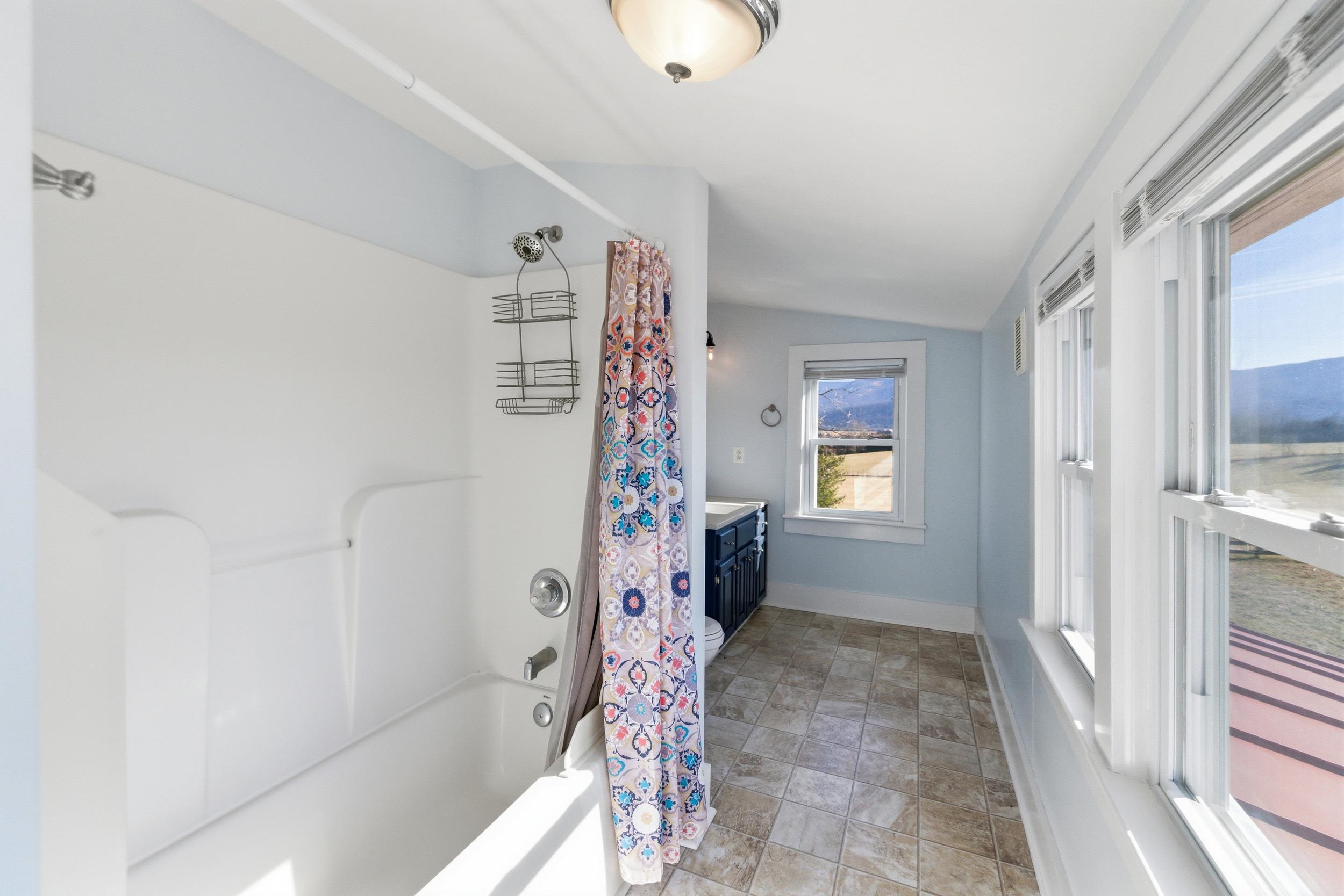 467 VISTA VIEW RD, STANLEY, Virginia 22851, 4 Bedrooms Bedrooms, ,3 BathroomsBathrooms,Residential,467 VISTA VIEW RD,672754 MLS # 672754