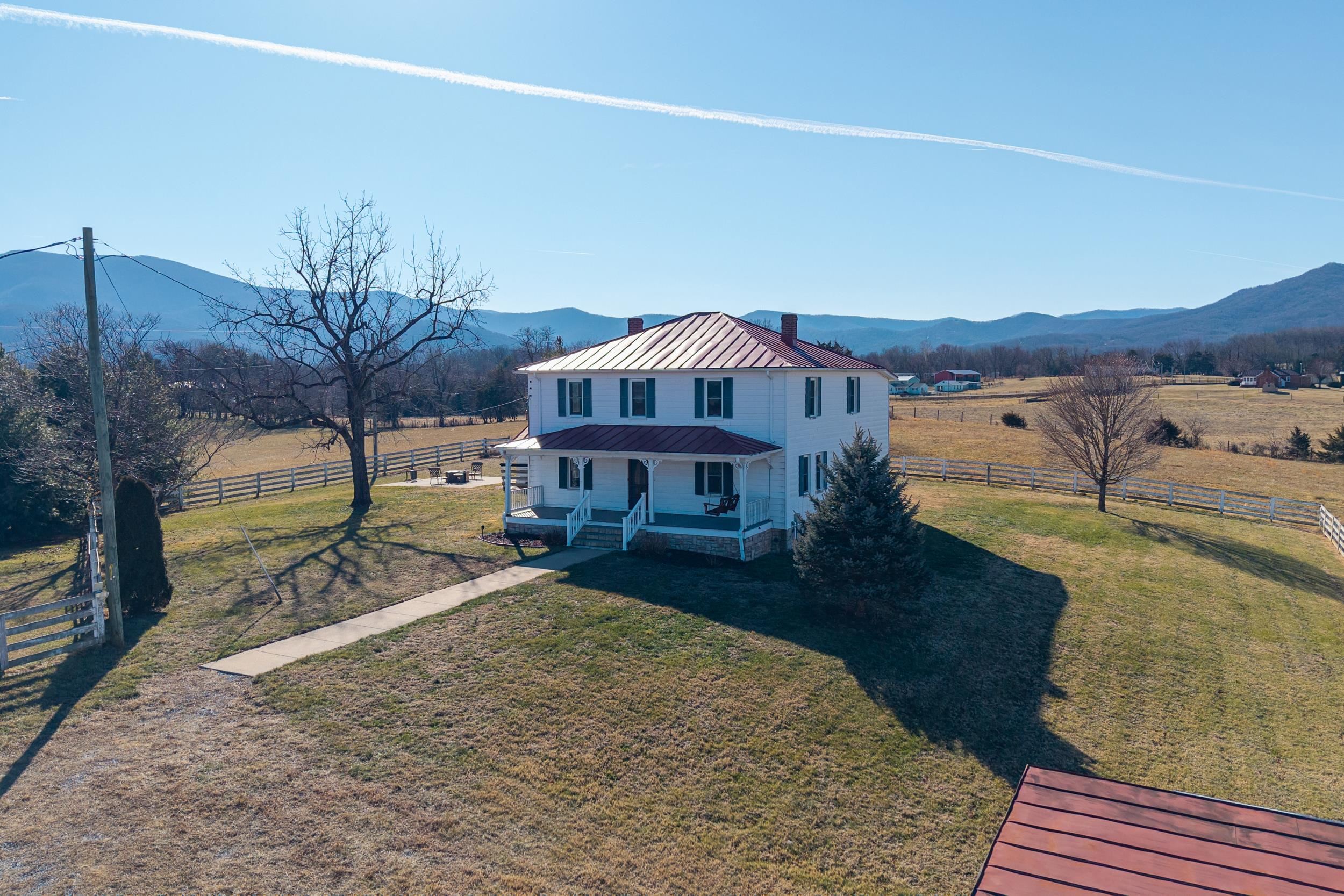 467 VISTA VIEW RD, STANLEY, Virginia 22851, 4 Bedrooms Bedrooms, ,3 BathroomsBathrooms,Residential,467 VISTA VIEW RD,672754 MLS # 672754