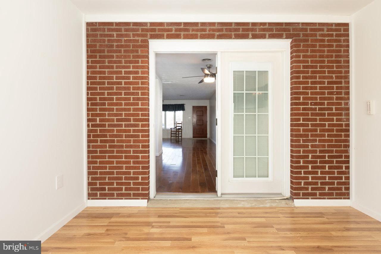 1 ROWE DR, LURAY, Virginia 22835, 3 Bedrooms Bedrooms, 10 Rooms Rooms,2 BathroomsBathrooms,Residential,For sale,1 ROWE DR,VAPA2005432 MLS # VAPA2005432