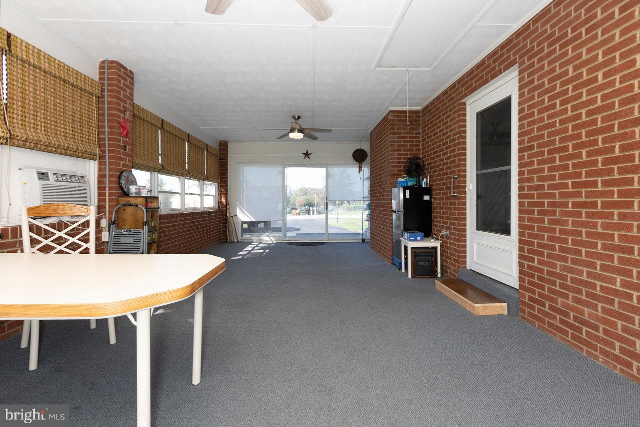 1 ROWE DR, LURAY, Virginia 22835, 3 Bedrooms Bedrooms, 10 Rooms Rooms,2 BathroomsBathrooms,Residential,For sale,1 ROWE DR,VAPA2005432 MLS # VAPA2005432