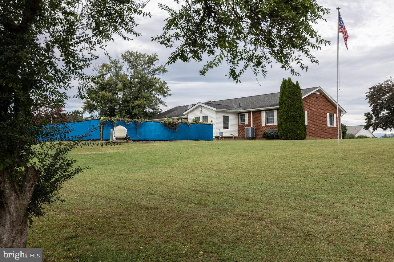 1 ROWE DR, LURAY, Virginia 22835, 3 Bedrooms Bedrooms, 10 Rooms Rooms,2 BathroomsBathrooms,Residential,For sale,1 ROWE DR,VAPA2005432 MLS # VAPA2005432